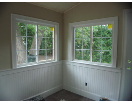 192 Carlton Road Newton, MA 02468 - Photo 12 of 12