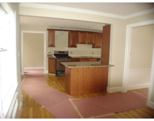 192 Carlton Road Newton, MA 02468 - Photo 4 of 12