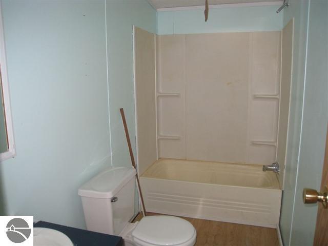 12033 Shippy Road Southwest Fife Lake, MI 49633 - Photo 7 of 25 1737670-6.JPG