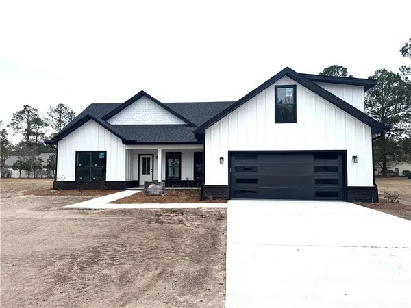 $389,000 | 243 Charlton Street, Jesup, GA 31545