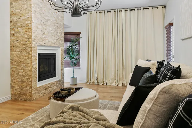 $449,900 | 5350 East Deer Valley Drive, Unit 1418, Phoenix, AZ 85054