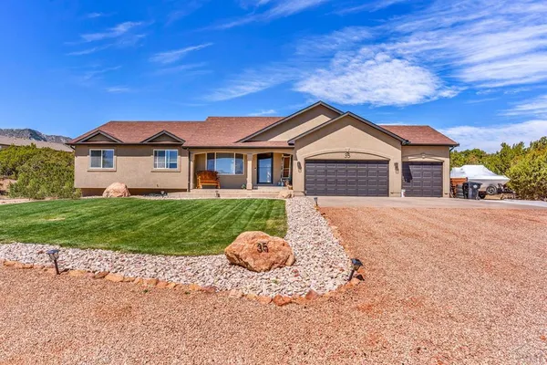 $599,900 | 35 Cougar Loop, Canon City, CO 81212