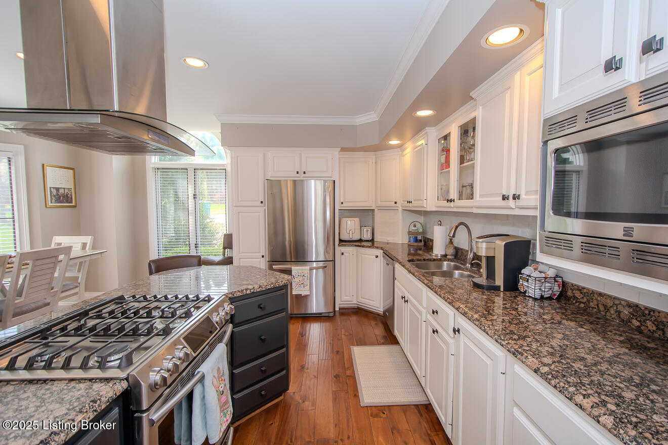 1102 Lodge Hill Road Louisville, KY 40223 - Photo 29 of 71 LodgeHill-24