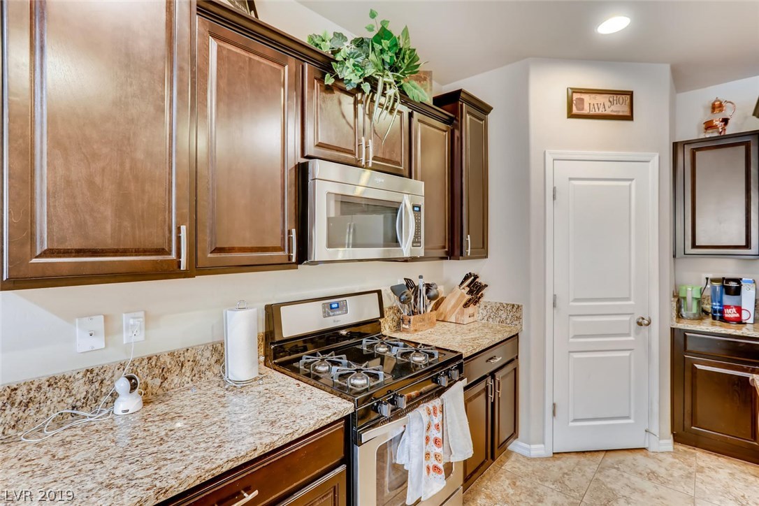 10985 Prairie Grove Road Las Vegas, NV 89179 - Photo 11 of 28