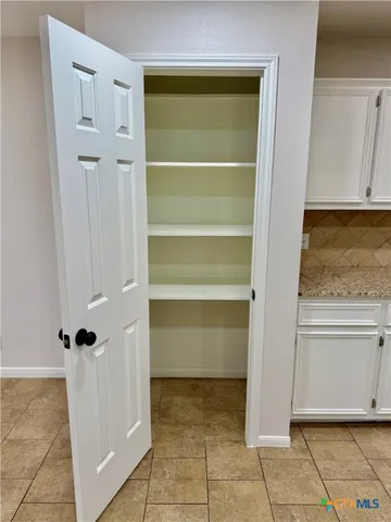 $2,200 | 210 Stone Gate Drive, Victoria, TX 77904