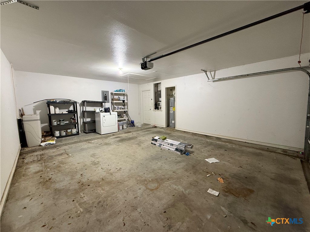 210 Stone Gate Drive Victoria, TX 77904 - Photo 21 of 23 a view of a livingroom with furniture