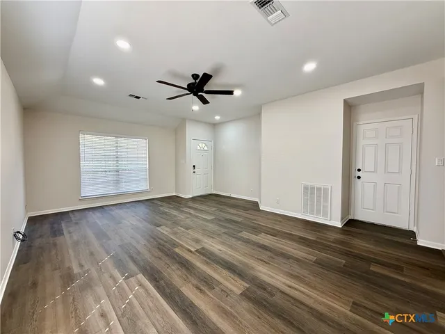 $2,200 | 210 Stone Gate Drive, Victoria, TX 77904