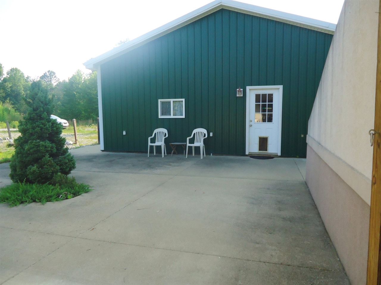 111 Scenic Hills Camp Road Mitchell, IN 47446 - Photo 4 of 27 Gallery Image 4