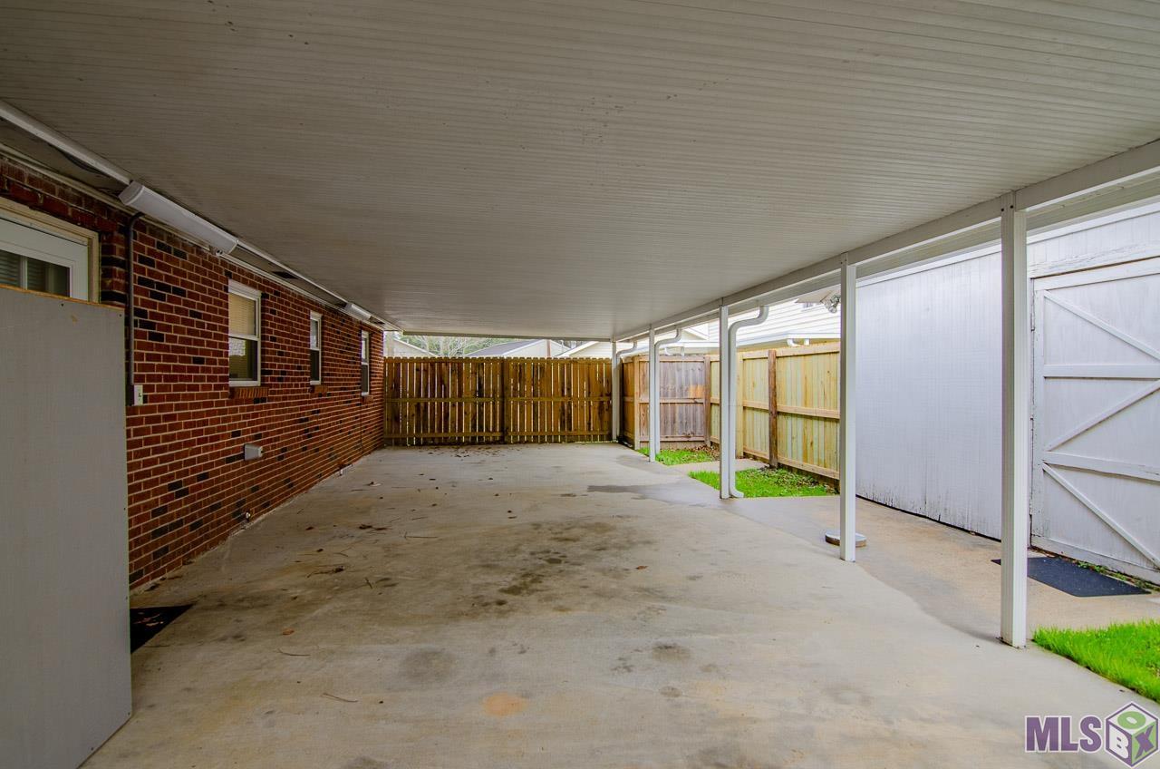 12306 John Lambert Road Gonzales, LA 70737 - Photo 15 of 30 Gallery Image 15