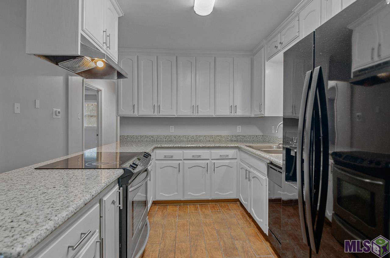12306 John Lambert Road Gonzales, LA 70737 - Photo 5 of 30 Gallery Image 5