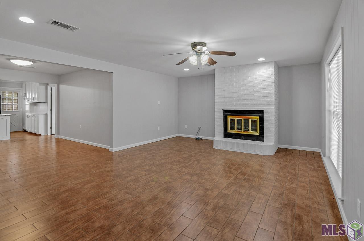 12306 John Lambert Road Gonzales, LA 70737 - Photo 8 of 30 Gallery Image 8