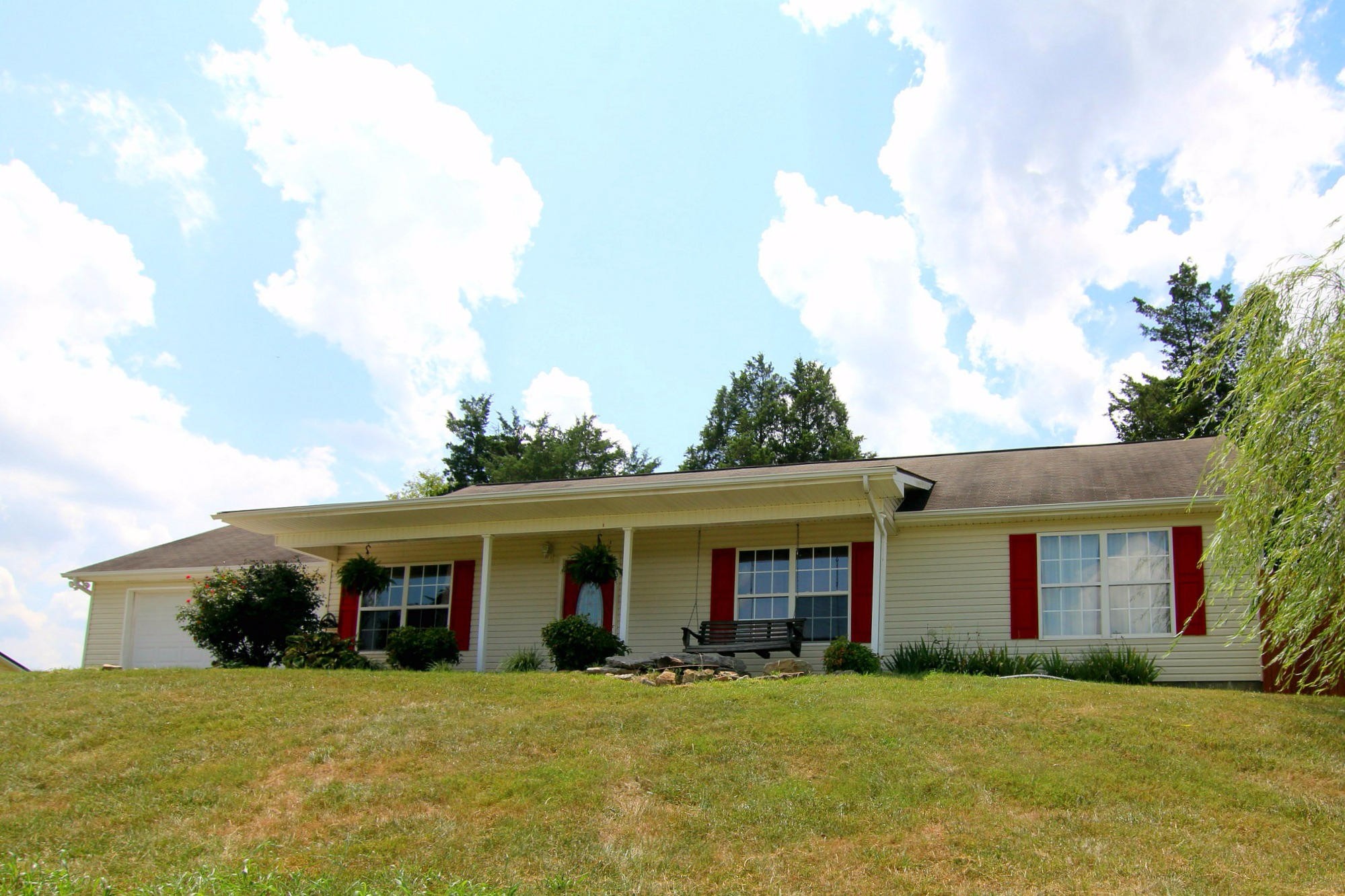 180 Hillside Lane Rutledge, TN 37861 - Photo 1 of 24 Gallery Image 1