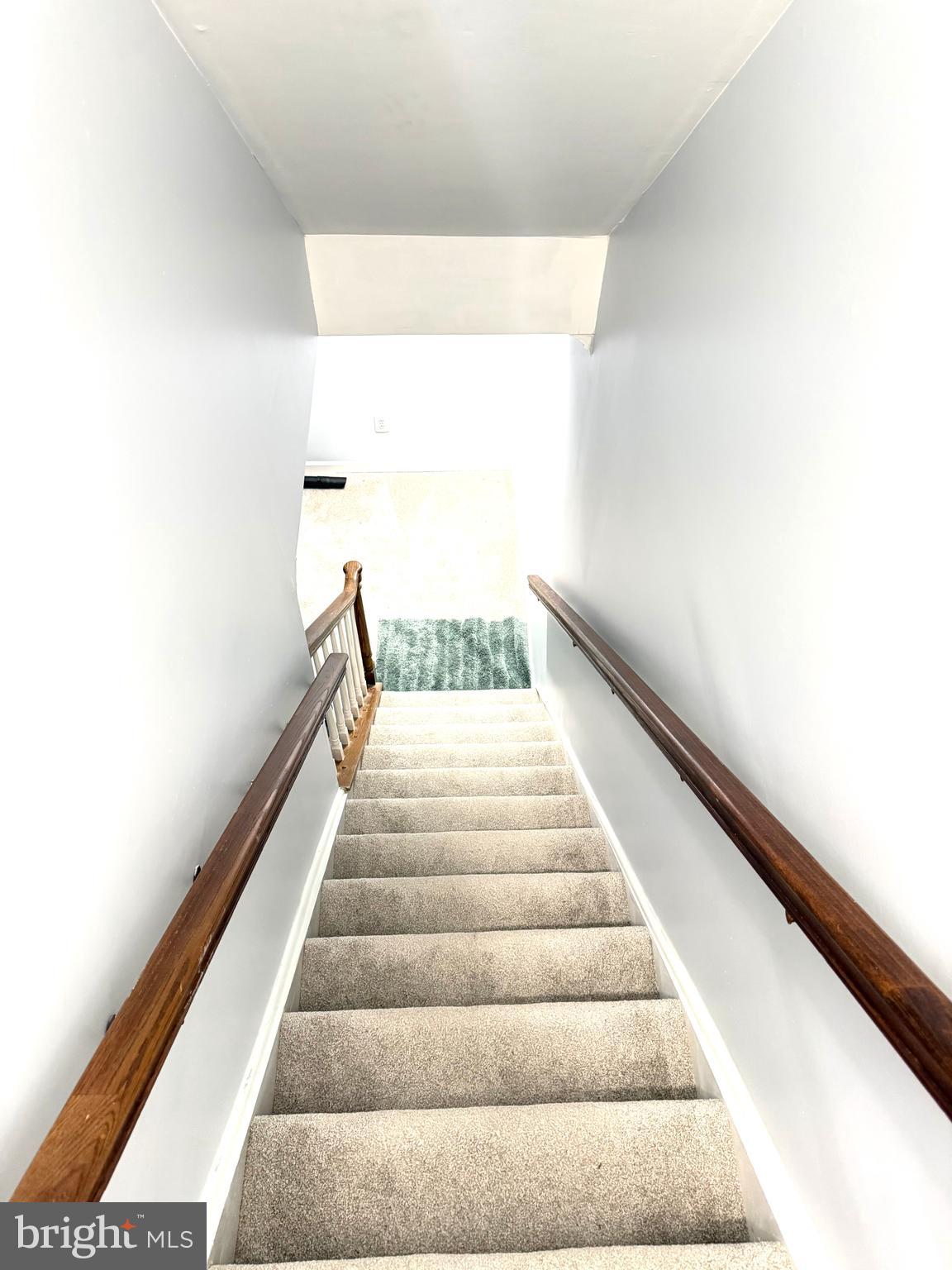 8 Hardwood Drive Rosedale, MD 21237 - Photo 22 of 42 a view of entryway