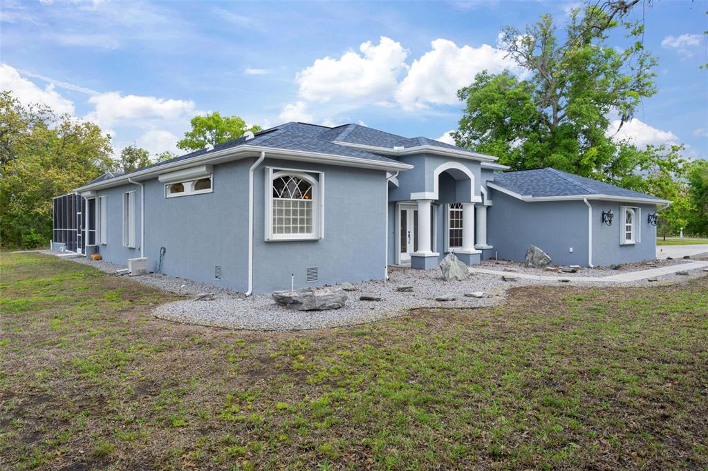 12265 Fulmar Road Weeki Wachee, FL 34614 - Photo 4 of 55