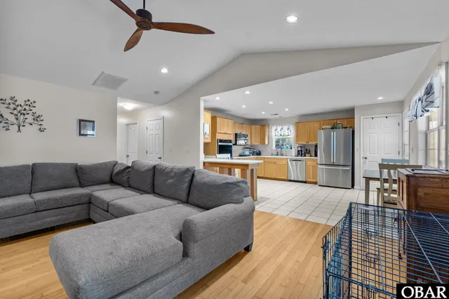 $499,000 | 19402 Highway 64, Manns Harbor, NC 27953