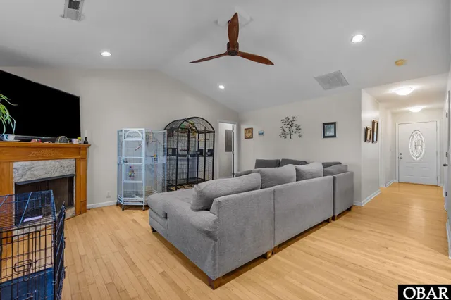 $499,000 | 19402 Highway 64, Manns Harbor, NC 27953