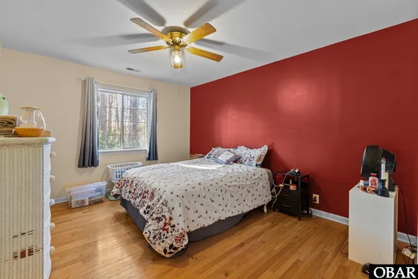 $499,000 | 19402 Highway 64, Manns Harbor, NC 27953