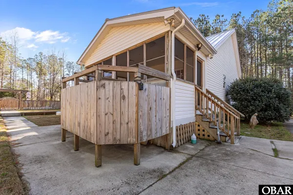 $499,000 | 19402 Highway 64, Manns Harbor, NC 27953