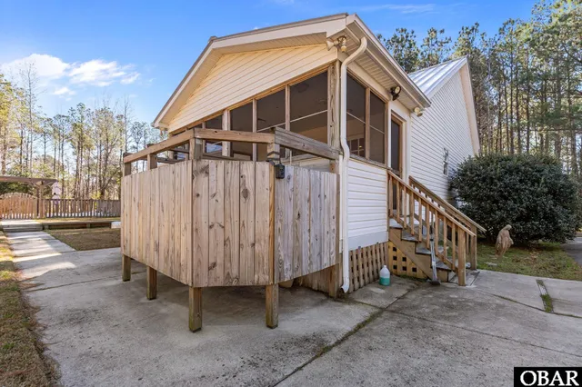 $499,000 | 19402 Highway 64, Manns Harbor, NC 27953