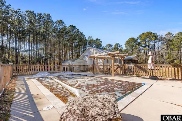 $499,000 | 19402 Highway 64, Manns Harbor, NC 27953