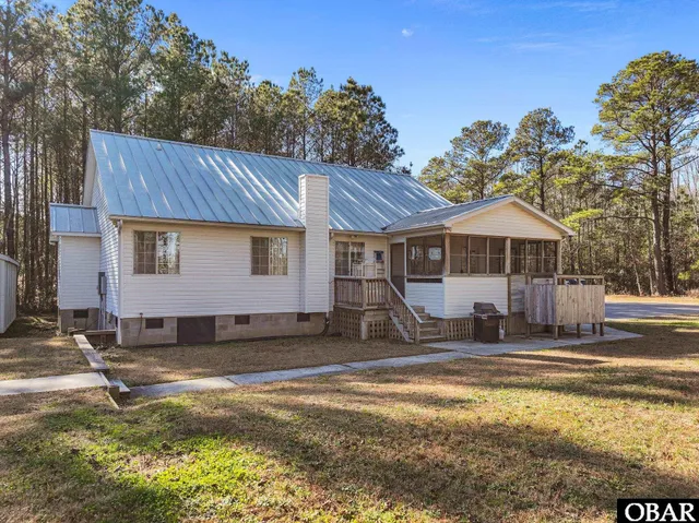 $499,000 | 19402 Highway 64, Manns Harbor, NC 27953