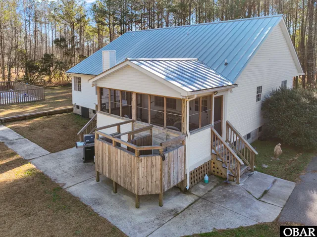 $499,000 | 19402 Highway 64, Manns Harbor, NC 27953