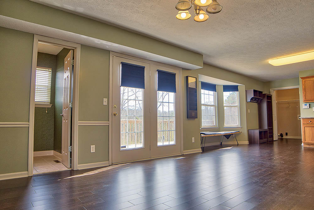 6274 Rim Ridge Court Harrison, TN 37341 - Photo 8 of 29 dining_