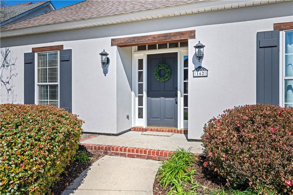 162 Colony Road Belle Chasse, LA 70037 - Photo 3 of 29 Gallery Image 3