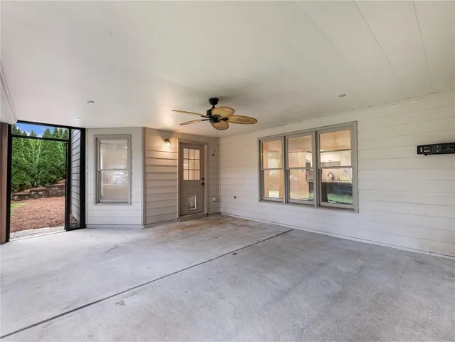 $968,500 | 2445 Retreat Point Parkway, Hoschton, GA 30548