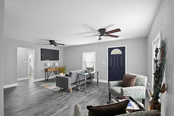 $225,000 | 3007 Dixie Avenue, Sarasota, FL 34234