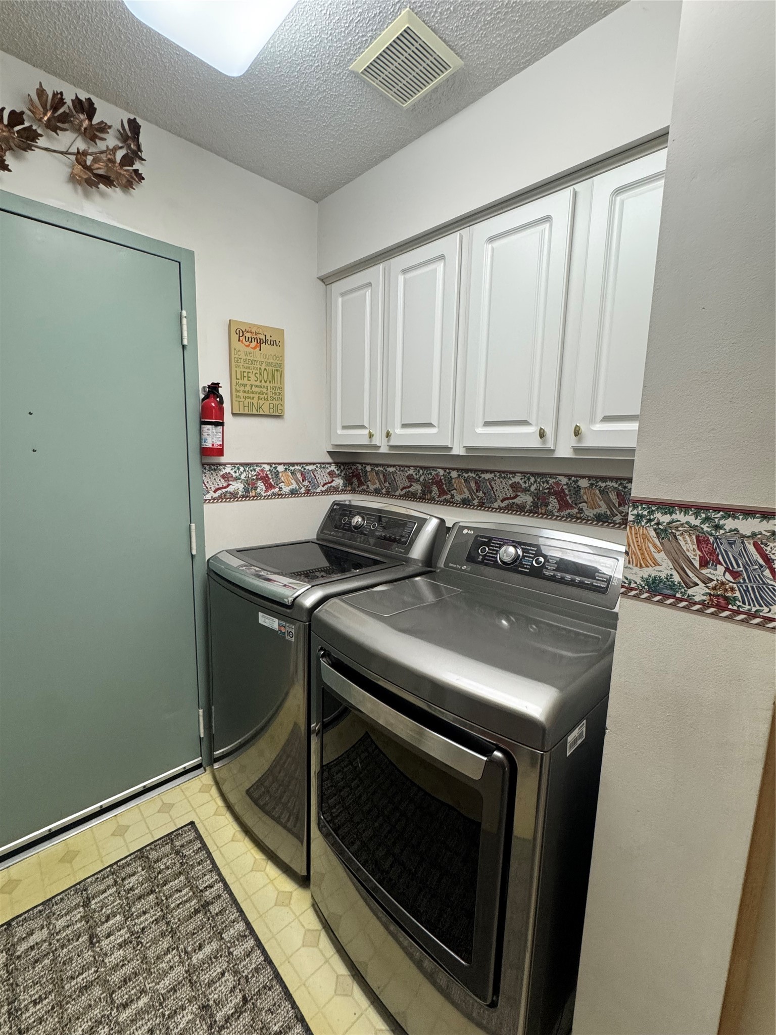 1925 Hunter Hill Road Hudson, WI 54016 - Photo 15 of 18