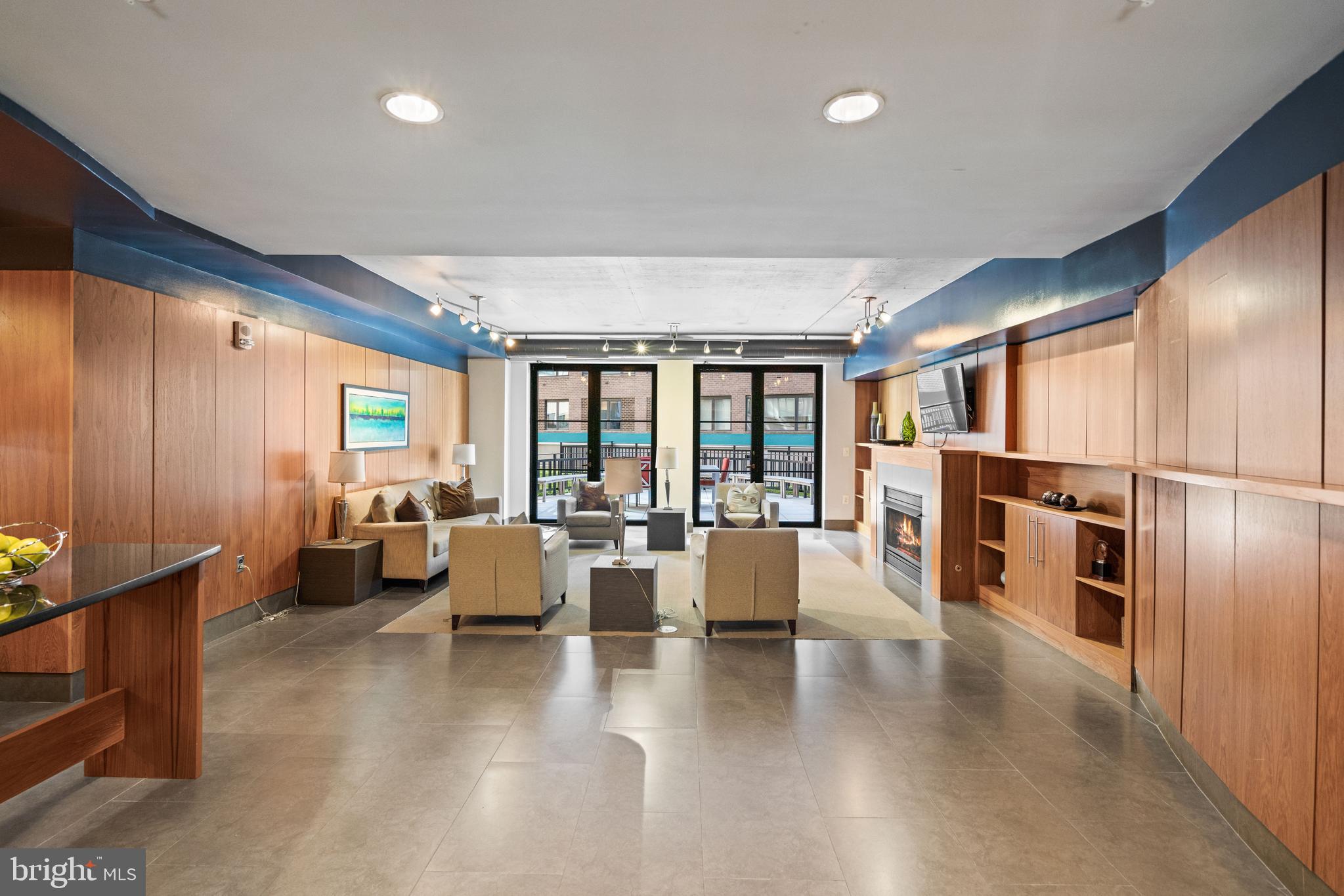 1133 14th Street Northwest, Unit 208 Washington, DC 20005 - Photo 18 of 27 2nd floor lounge