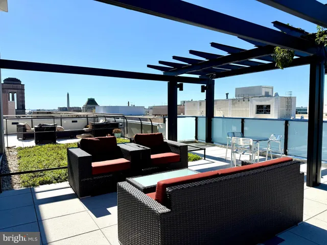 $3,450 | 1133 14th Street Northwest, Unit 208, Washington, DC 20005