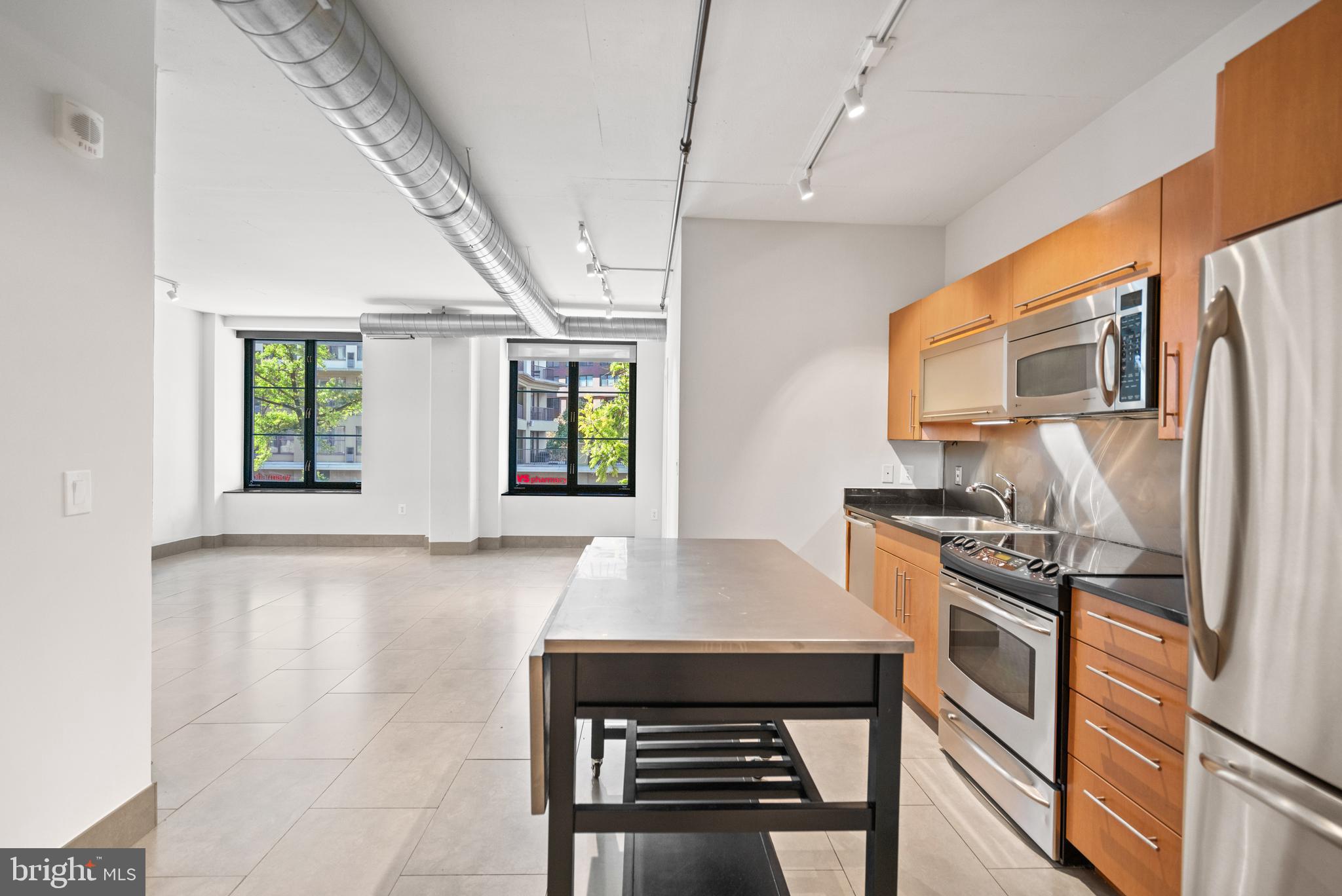 1133 14th Street Northwest, Unit 208 Washington, DC 20005 - Photo 3 of 27