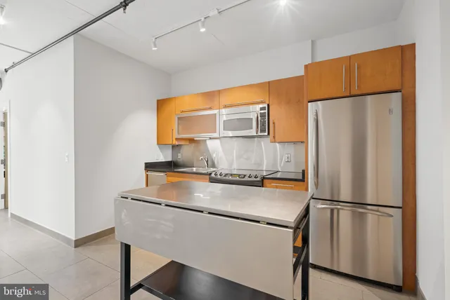 $3,450 | 1133 14th Street Northwest, Unit 208, Washington, DC 20005