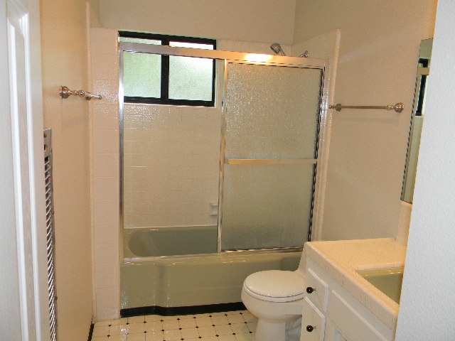 9203 Jovic Road Lakeside, CA 92040 - Photo 16 of 25