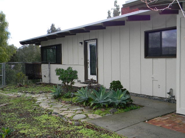 9203 Jovic Road Lakeside, CA 92040 - Photo 3 of 25