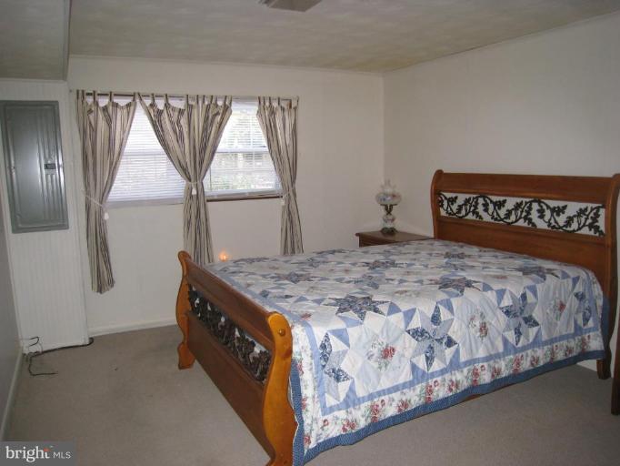 261 Magothy Bridge Road Pasadena, MD 21122 - Photo 18 of 18 Bedroom #4
