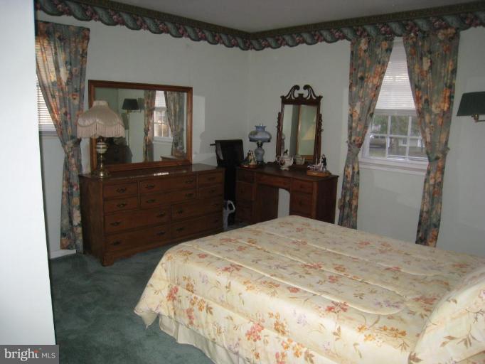 261 Magothy Bridge Road Pasadena, MD 21122 - Photo 8 of 18 Master Bedroom