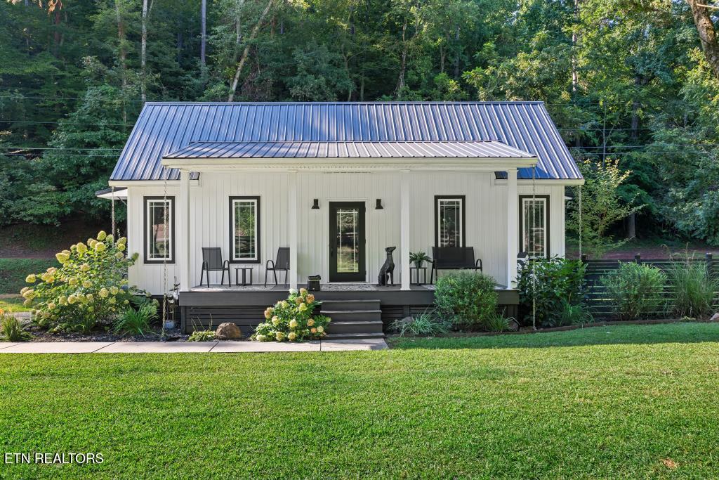 852 Old State Road Tellico Plains, TN 37385 - Photo 1 of 25 IMG_2087