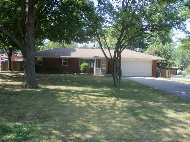 21 Bennington Road Indianapolis, IN 46227 - Photo 1 of 16 Gallery Image 1