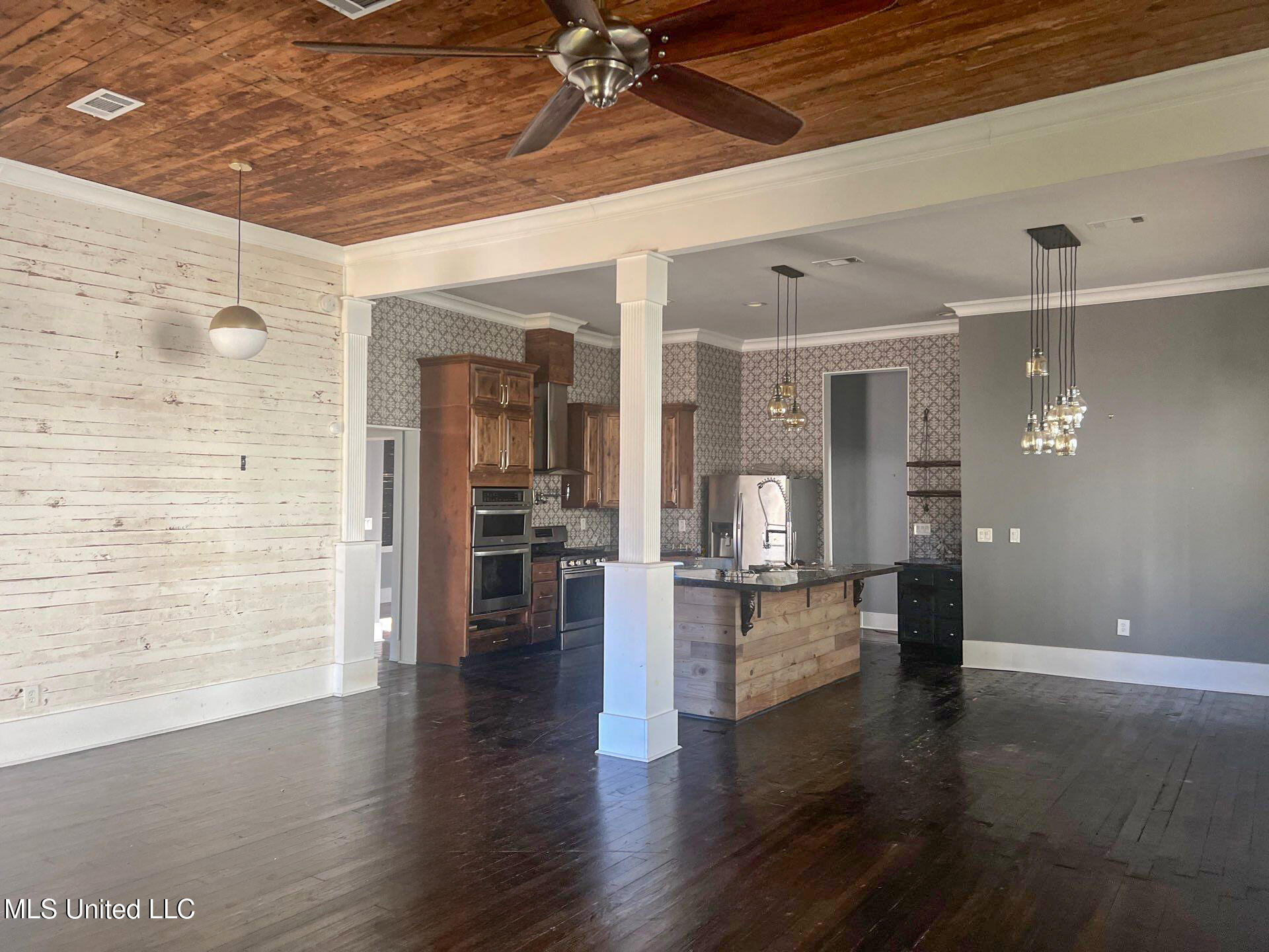 219 North Church Street Brookhaven, MS 39601 - Photo 7 of 18 66510b5e-59e2-4a62-9db3-05a9dde572e4