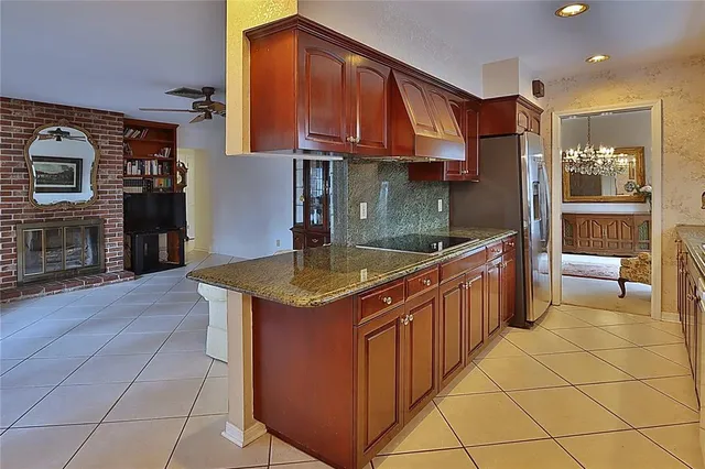 $550,000 | 10502 Lake Carroll Way, Tampa, FL 33618