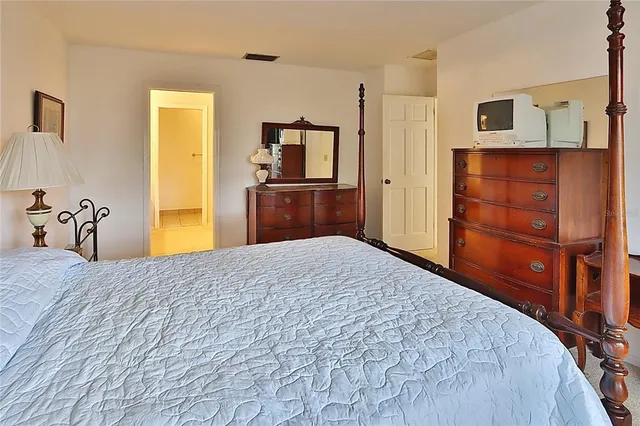 $550,000 | 10502 Lake Carroll Way, Tampa, FL 33618