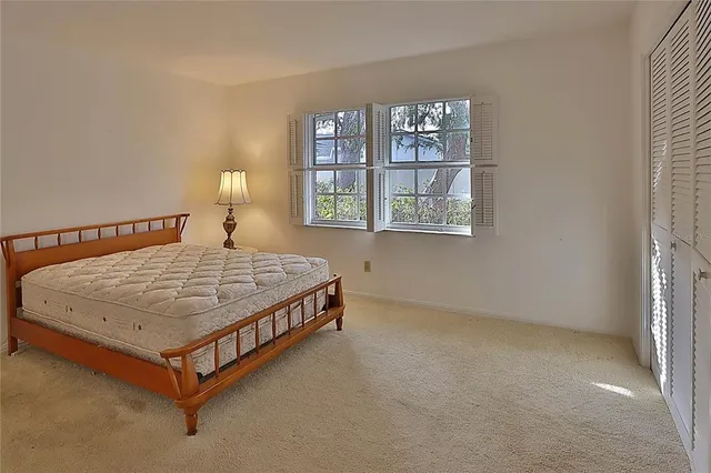 $550,000 | 10502 Lake Carroll Way, Tampa, FL 33618