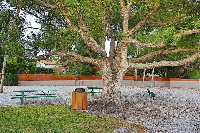 $550,000 | 10502 Lake Carroll Way, Tampa, FL 33618