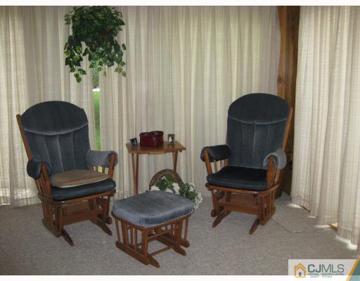 292 B Convent Road Monroe Township, NJ 08831 - Photo 9 of 10 Gallery Image 9