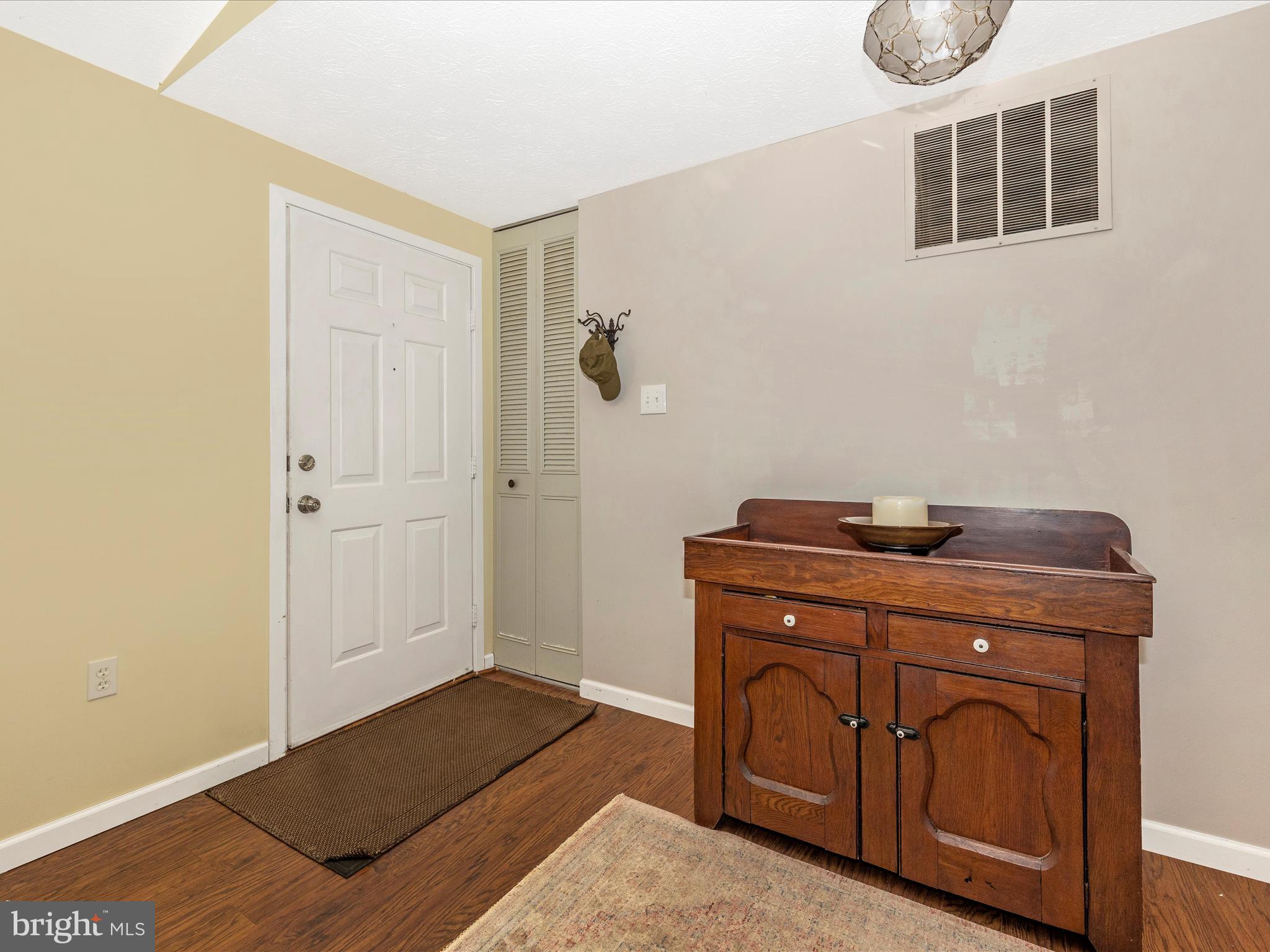 4310 Zircon Road Middletown, MD 21769 - Photo 3 of 86