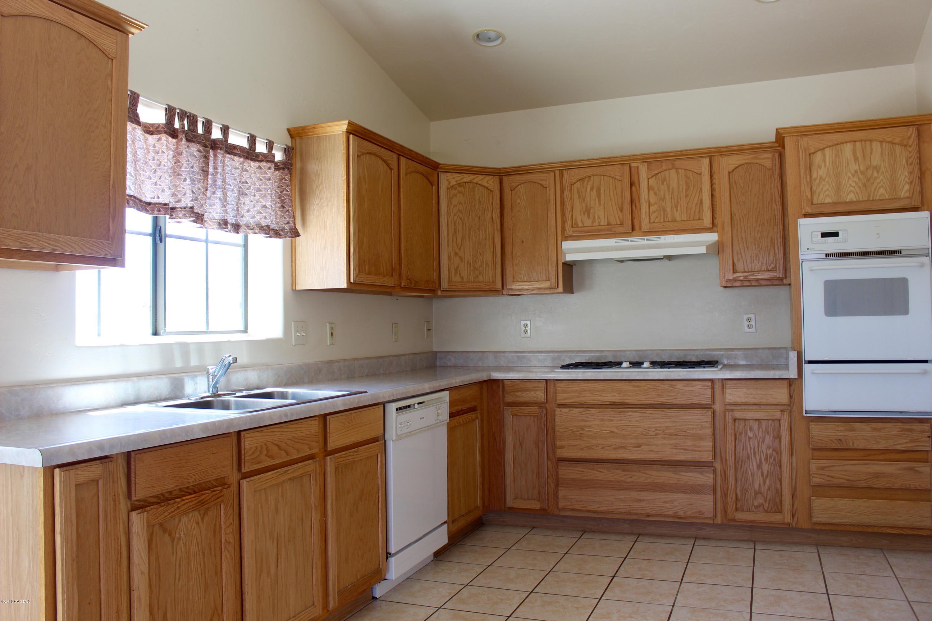 1048 Zorrita Court Rio Rico, AZ 85648 - Photo 13 of 28