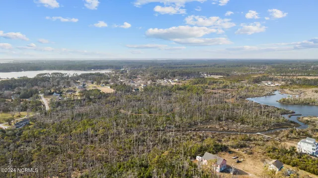 $425,000 | 165 Goose Pond Road, Marshallberg, NC 28553